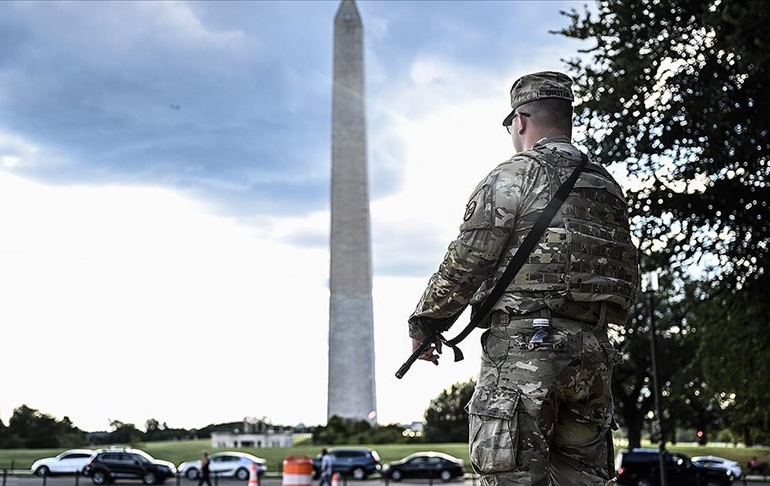 Washington’da kırmızı alarm: Hepsi silahlandırıldı