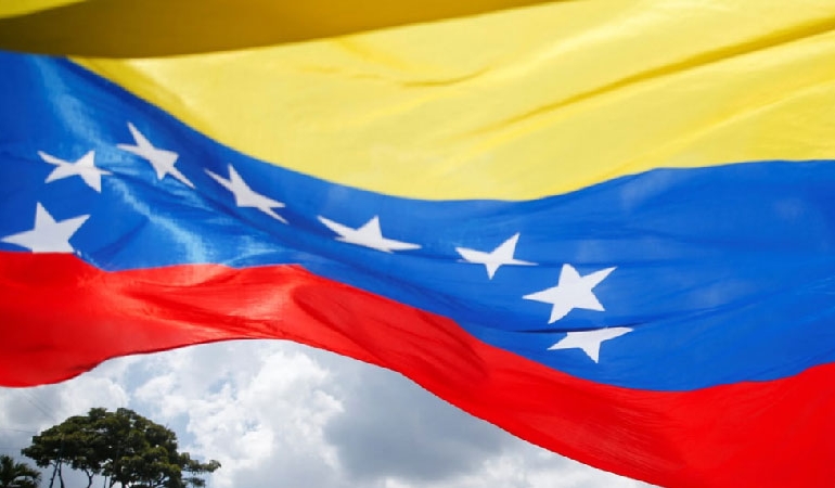 Venezuela: İran’dan her alanda işbirliği teklif aldık