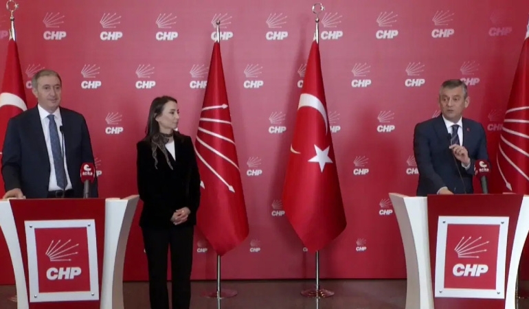 DEM Parti’den CHP’ye ziyaret… Özgür Özel’den ‘Suriye’de anayasal güvence’ çağrısı