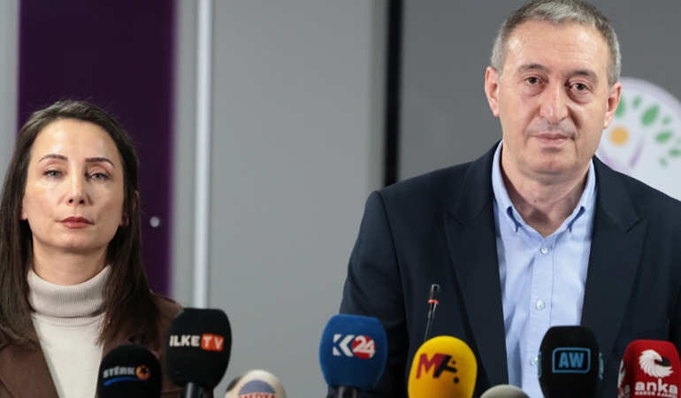 DEM Parti’den ‘Halep’ çağrısı: SDG yöneticilerini Ankara’ya davet edin