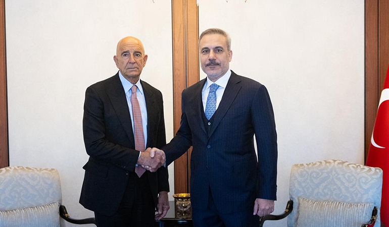 Hakan Fidan ve Tom Barrack bir araya geldi