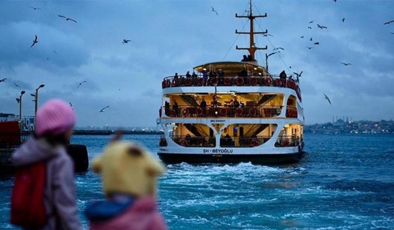İstanbul’da lodos: Bazı vapur seferleri iptal edildi