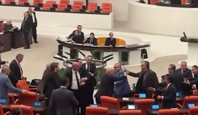 Meclis’te ‘İsmet İnönü’ gerginliği