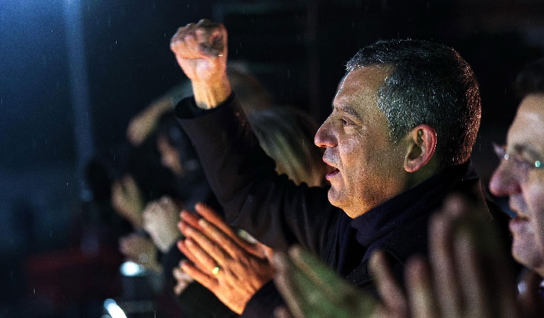 Özgür Özel’den ‘özel jet’ mesajı: ‘Sahibi de işletmecisi de AK Partili’