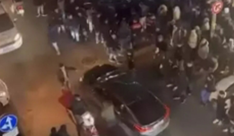 Küçükçekmece’de sokak ortasında silahlı saldırı: 2 ölü, 1 yaralı