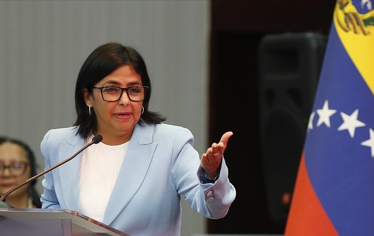 Yemin ederek göreve başladı… Venezeula’nın yeni devlet başkanı Delcy Rodriguez oldu