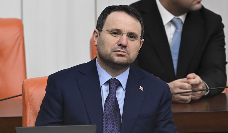 Bakan Gürlek’ten Gülistan Doku ve Rojin Kabaiş açıklaması