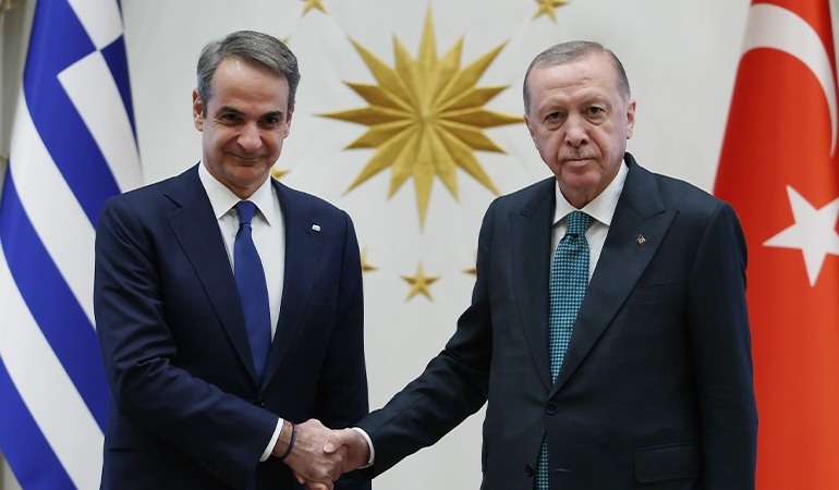 Miçotakis ile görüşen Erdoğan: Yunanistan ile diyalog kanallarını açık tutmamız gerektiğine inanıyorum