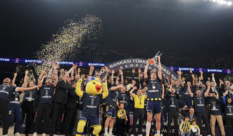 Basketbolda Türkiye Kupası, Beşiktaş’ı deviren Fenerbahçe’nin