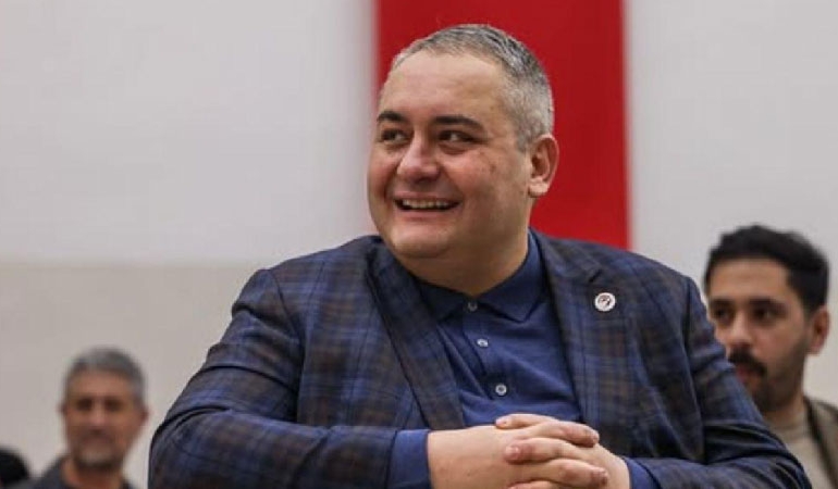 Mesut Özarslan: Şu gün isteyeyim, hem MHP’ye hem de AK Parti’ye geçerim
