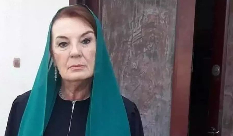Oyuncu Nevin Efe hayatını kaybetti