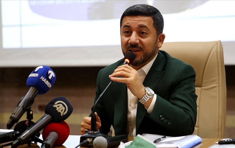 AKP’ye geçeceği konuşuluyordu… Nevşehir Belediye Başkanı Rasim Arı: ‘Doğmamış çocuğa don biçilmez’