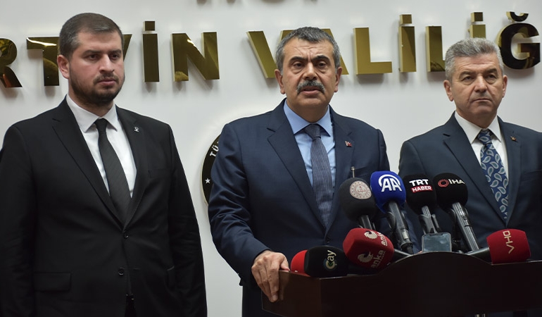 Bakan Tekin’den ‘Laiklik Bildirisi’ açıklaması