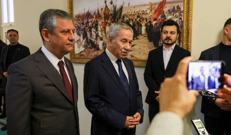 Özgür Özel’den Bülent Arınç’a ziyaret
