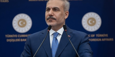 Dışişleri Bakanı Fidan, Bangladeş Dışişleri Bakanı Rahman ile ortak basın toplantısı düzenledi