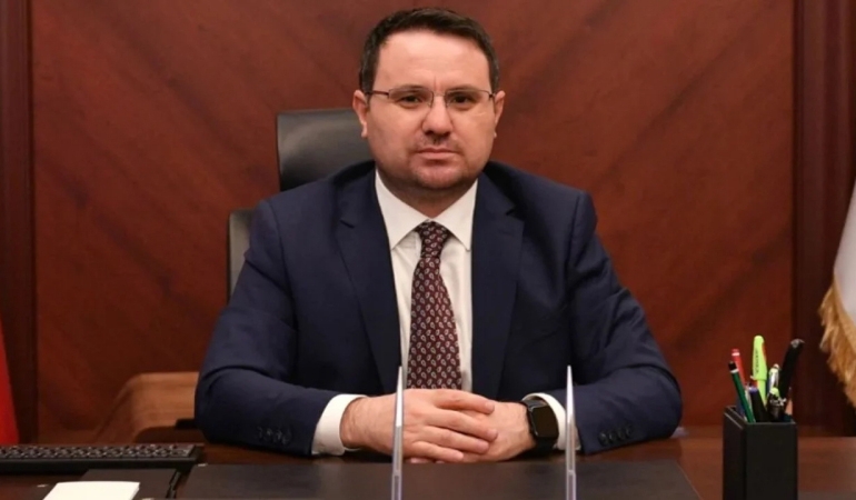 akin-gurlek