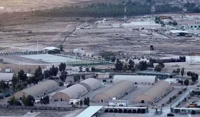 Bağdat’ta ABD üssüne saldırı