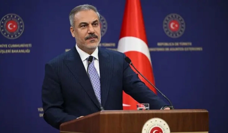 Bakan Fidan ‘Türkiye hava sahasına giren füzeler’ sorusuna yanıt vermedi