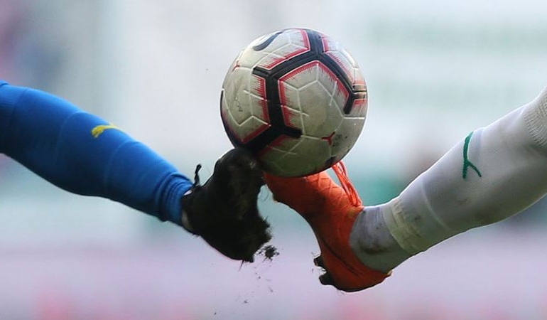 Futbol tutkunları için en iyi krampon modelleri