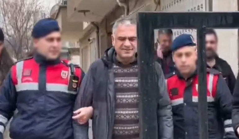 BİRTEK-SEN Genel Başkanı Türkmen tutuklandı: Cezaevine götürülürken Sırma Halı işçileri için çağrı yaptı