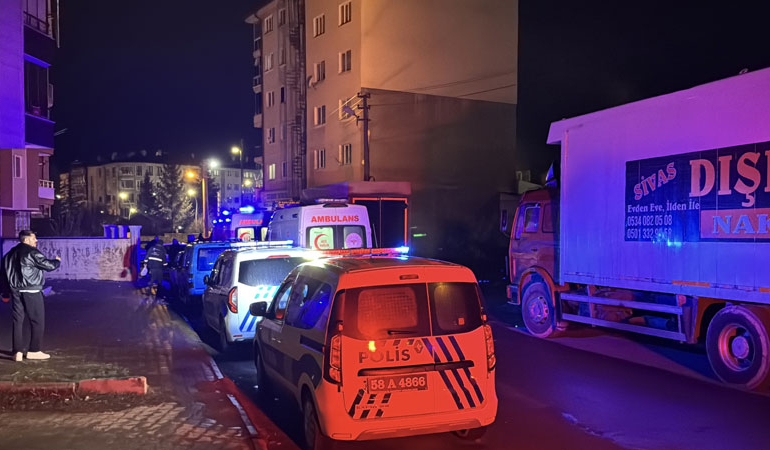 15 yaşındaki çocuk, babası ve ağabeyini silahla öldürüp babaannesini yaraladı