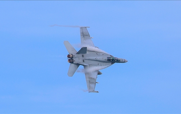 İran ordusu: F-15 savaş uçağını düşürdük