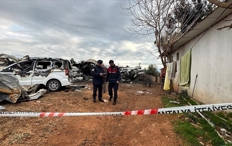 Antalya’da yangın faciası: 5 çocuk ve anne hayatını kaybetti