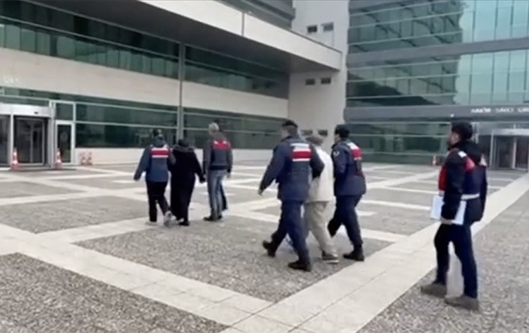 32 ilde ‘FETÖ’ operasyonu: 64 gözaltı