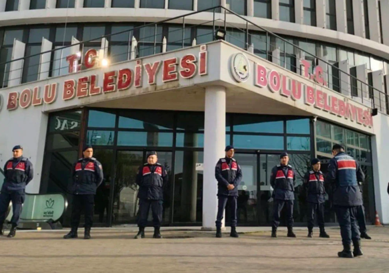 Bolu Belediyesi’ne yeni operasyon: Başkan yardımcısı ile CHP’li meclis üyesi gözaltına alındı