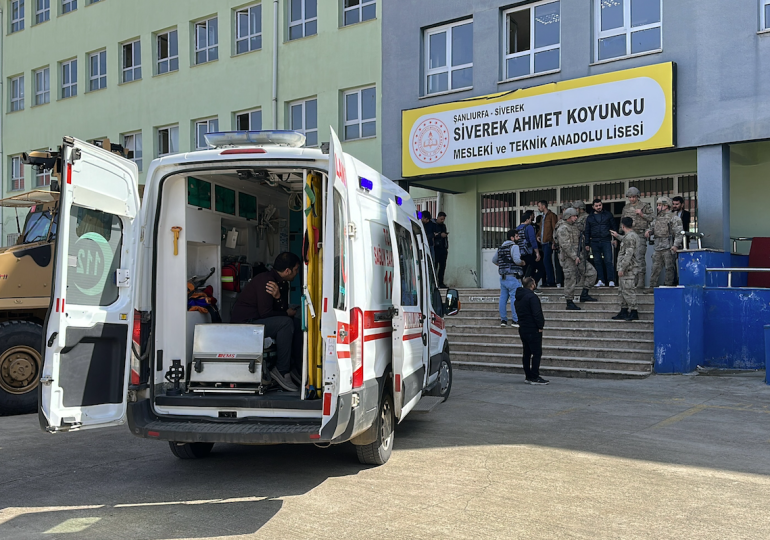 Siverek’te okulda silahlı saldırı… Eğitim-İş’ten 2 gün iş bırakma kararı: ‘Yusuf Tekin artık istifa etmeli’