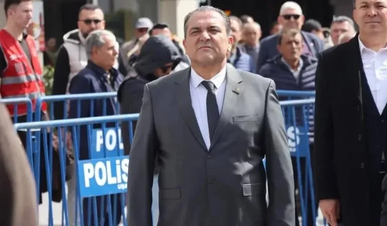 CHP’li başkan görevinden uzaklaştırıldı