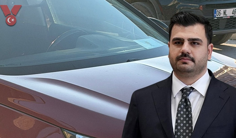 AKP’li isimden partisine ‘imtiyaz’ tepkisi: Araç camına bırakılan logolu kartı paylaştı