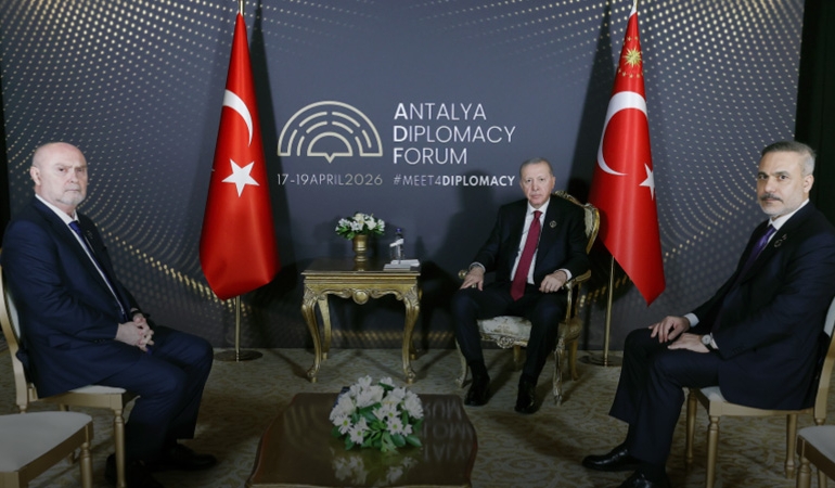 Erdoğan, Feridun Sinirlioğlu ile görüştü