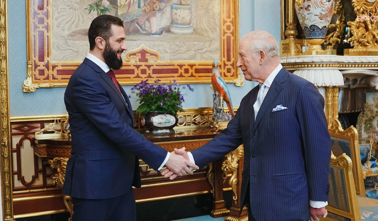 Ahmed Şara, İngiltere Kralı Charles ile görüştü