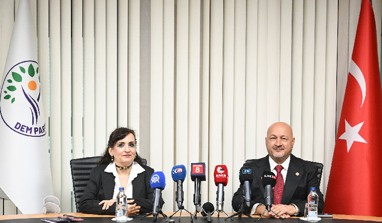 DEM Parti’den AKP’ye Öcalan için statü talebi