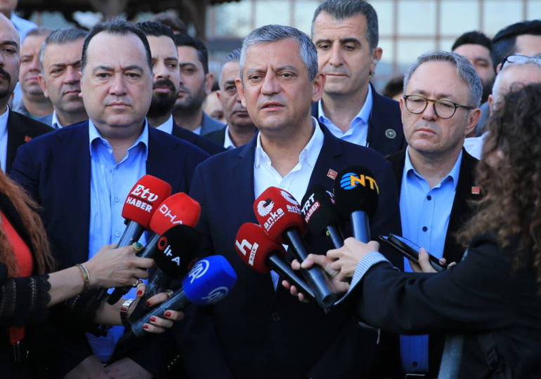 Özgür Özel’den ‘yeni parti’ sorusuna yanıt: CHP’lilere çağrı yaptı