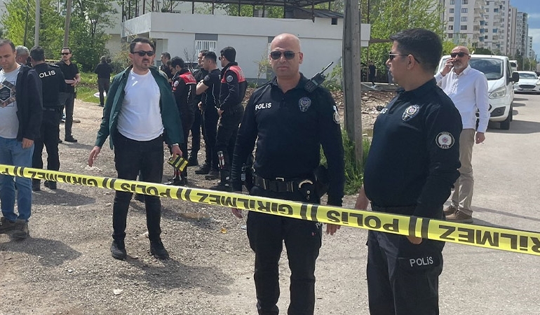 Diyarbakır’da okul çevresinde korkutan anlar: Pompalı tüfekle etrafa ateş açtı!