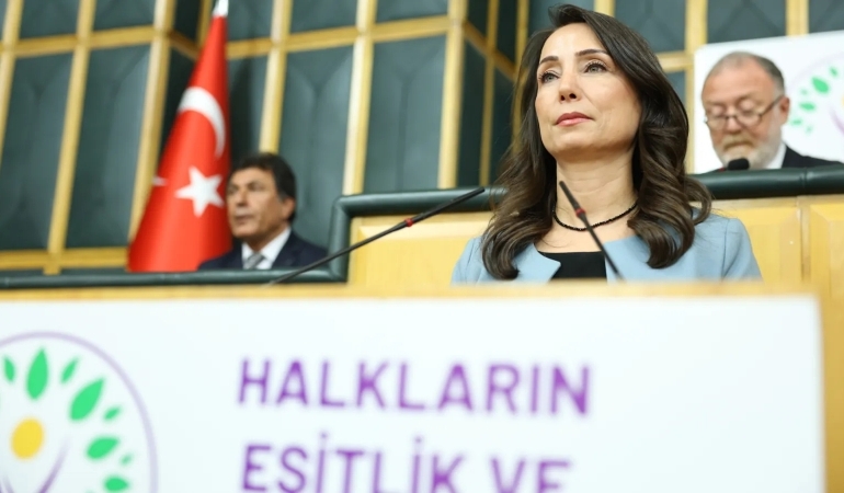DEM Parti’den ‘çerçeve yasa’ çıkışı: ‘Temmuz ayını geçmemeli’