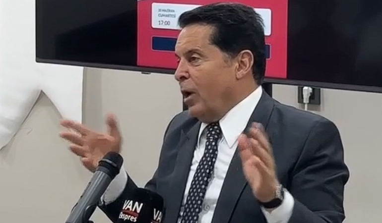 Ahmet Özer: Bahçeli ‘Keşke o kadınlar silahları yaktıktan sonra ellerini kollarını sallayarak Türkiye’ye gelseydi’ dedi