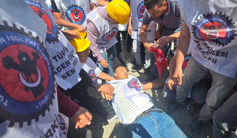 Doruk Madencilik işçilerine engel