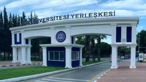 Ege Üniversitesi soruşturmasında 44 gözaltı: 3 milyar liralı