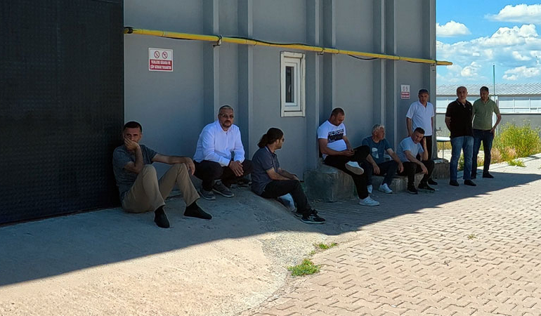 Yozgat’ta 3 ay önce açılan fabrika maaşlar ödenmeyince kapandı, yönetim kayıplara karıştı