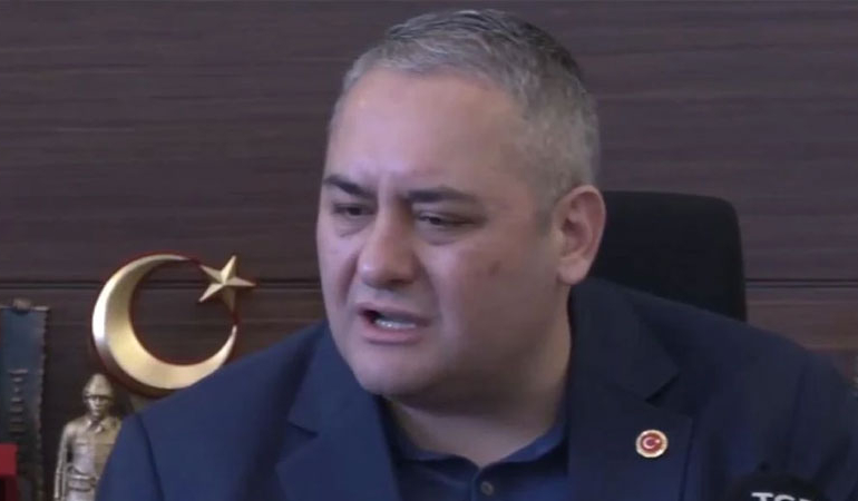Keçiören Belediye Başkanı Özarslan’dan CHP MYK üyelerine tebrik çiçeği