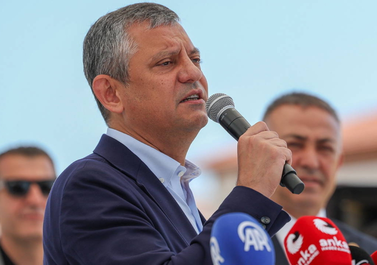 Özgür Özel, ‘eşit yurttaşlık’ çıkışını hatırlattı: Son Alevi, son Kürt ‘sorunum yok’ diyene kadar…