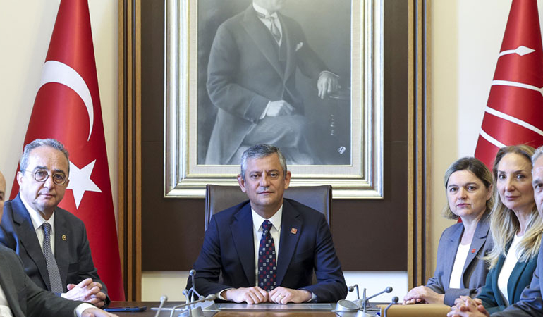 Özgür Özel cephesinden açıklama: Grup toplantısında kim konuşacak?