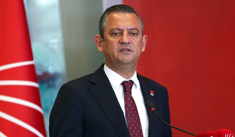 Özgür Özel’in yol haritası belli oldu: İşte yeni parti için kritik tarih