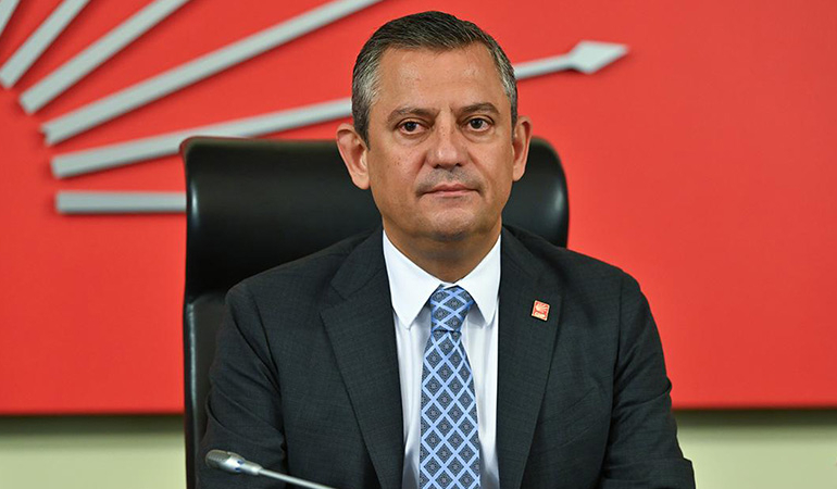 Özgür Özel, Financial Times’a yazdı… ‘Erdoğan kendi sadık muhalefetini yaratmaya çalışıyor’