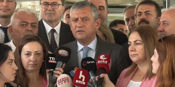 Özgür Özel: Tüm partililerimizi görevden alınan il başkanlıklarımıza davet ediyorum