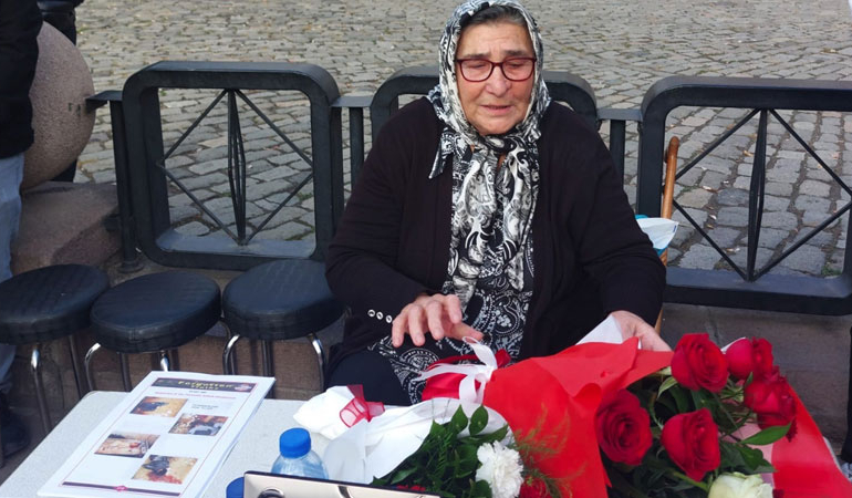 Şehit anası Pakize Akbaba’dan açılıma tepki: ‘Ey Tayyip Erdoğan sana soruyorum…’