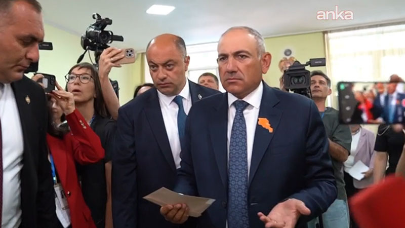Ermenistan sandık başında: Oyunu kullanan Paşinyan’dan Türki